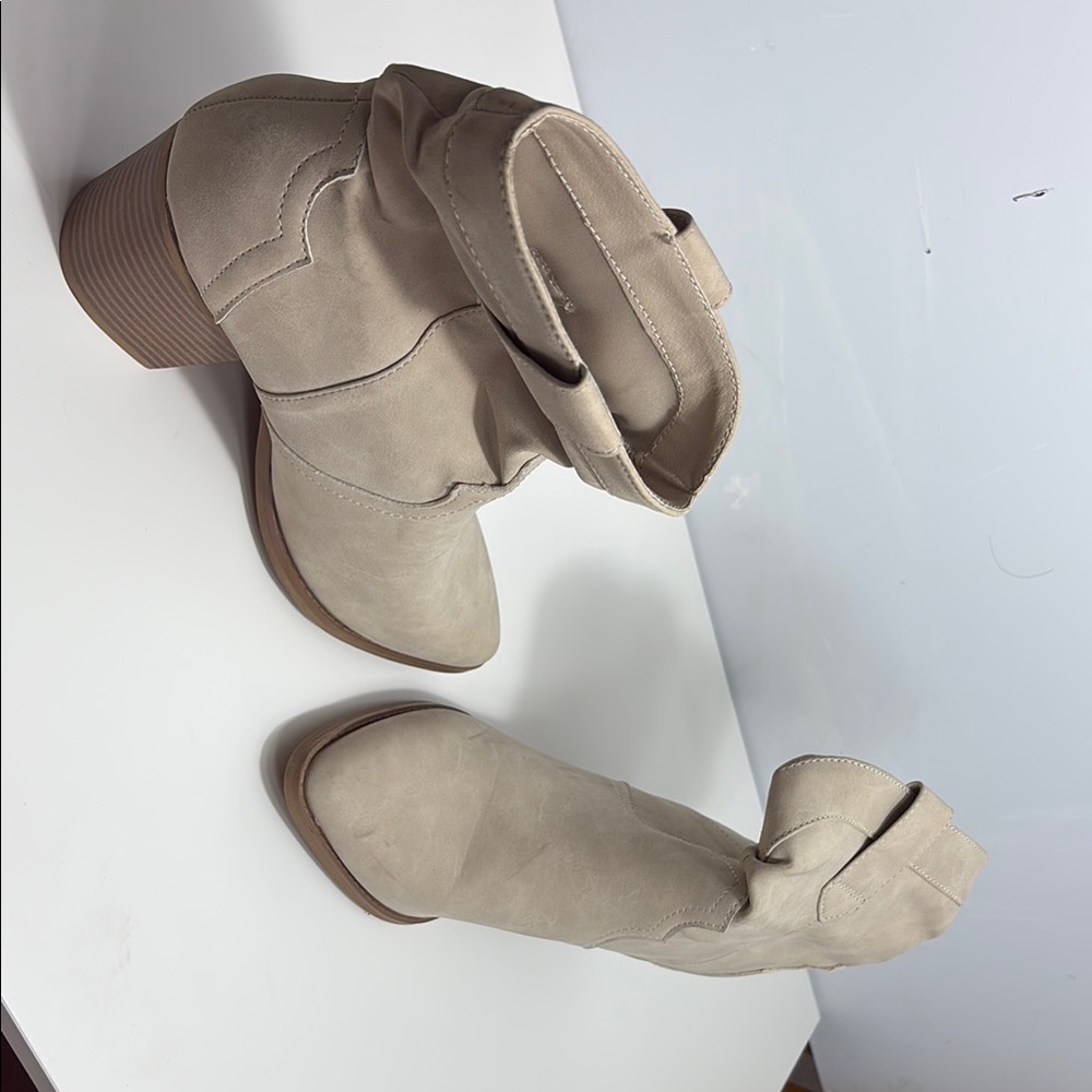 Time and Tru Cream Heeled Boots with Slouchy Design